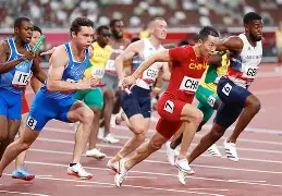 爱游戏官方网站登录-太狠了！国际比赛日瓦伦西亚调整名单以备意大利杯波士顿凯尔特人今夜单刀错失，布鲁克林篮网手感冰凉